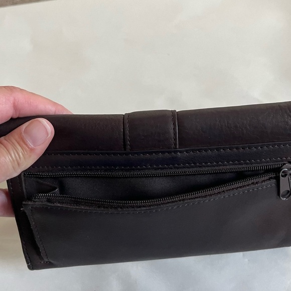 VTG Fossil Brown Leather Trifold Classic Wallet Nice Hardware - Picture 5 of 12